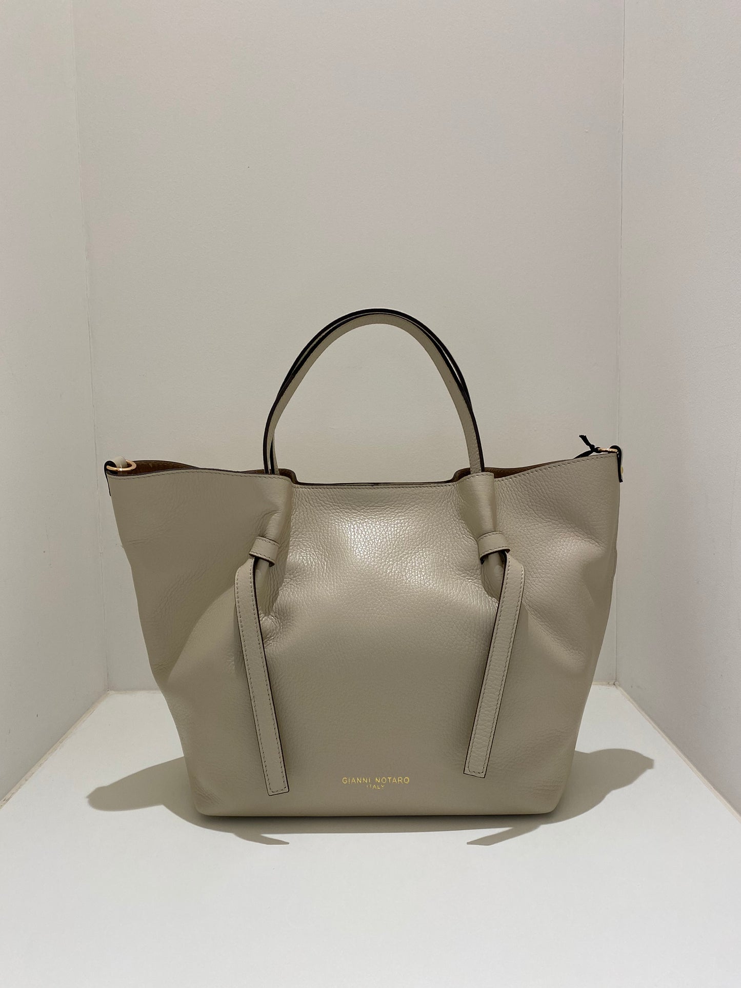 Gianni Notaro 221 beige