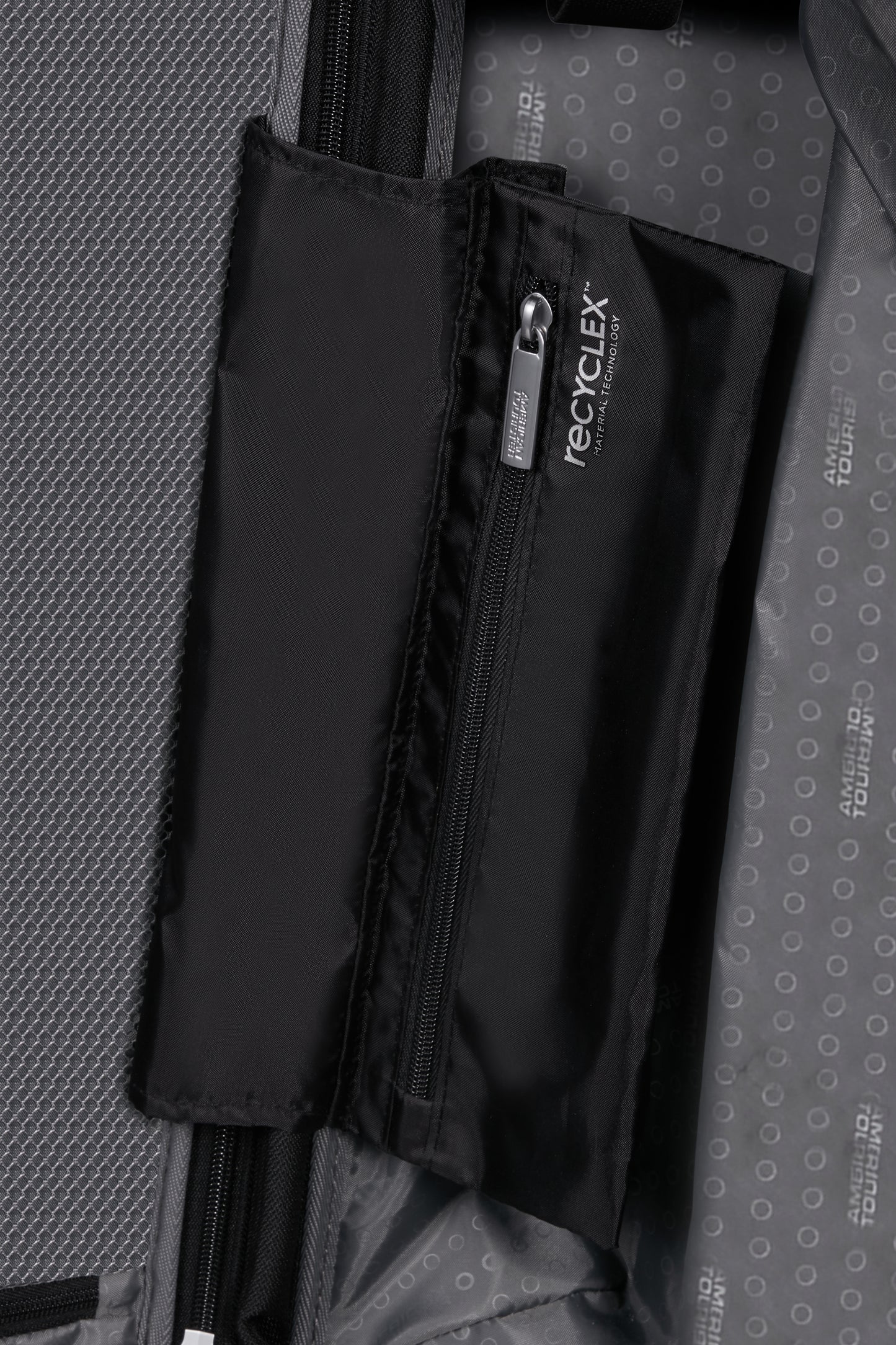 American Tourister STARVIBE sp55 exp black