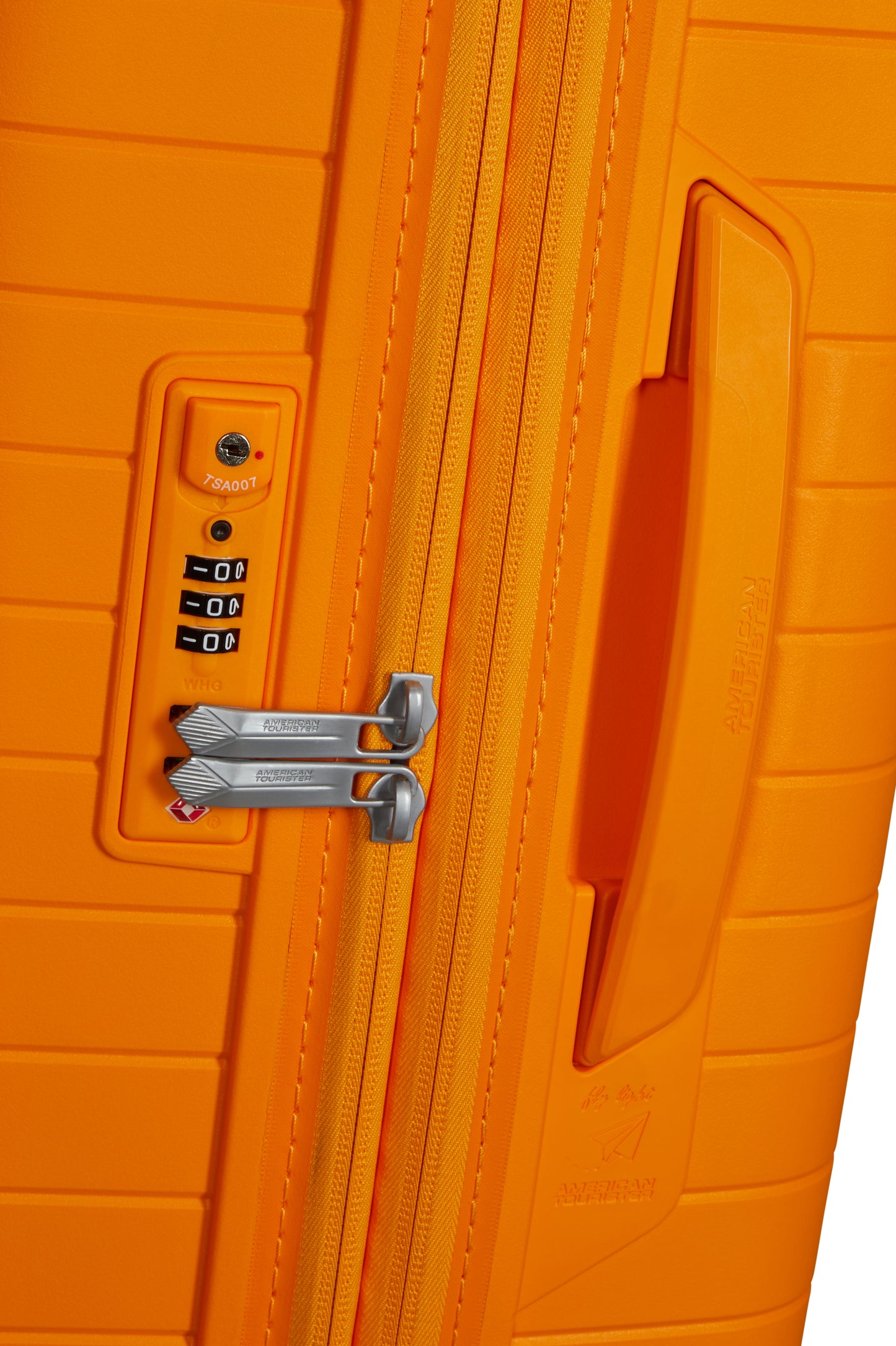 American Tourister  FASTFORWARD  spinner 55 exp  radiant orange