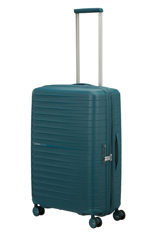 American Tourister  FASTFORWARD  spinner 68 exp.   Totally Teal