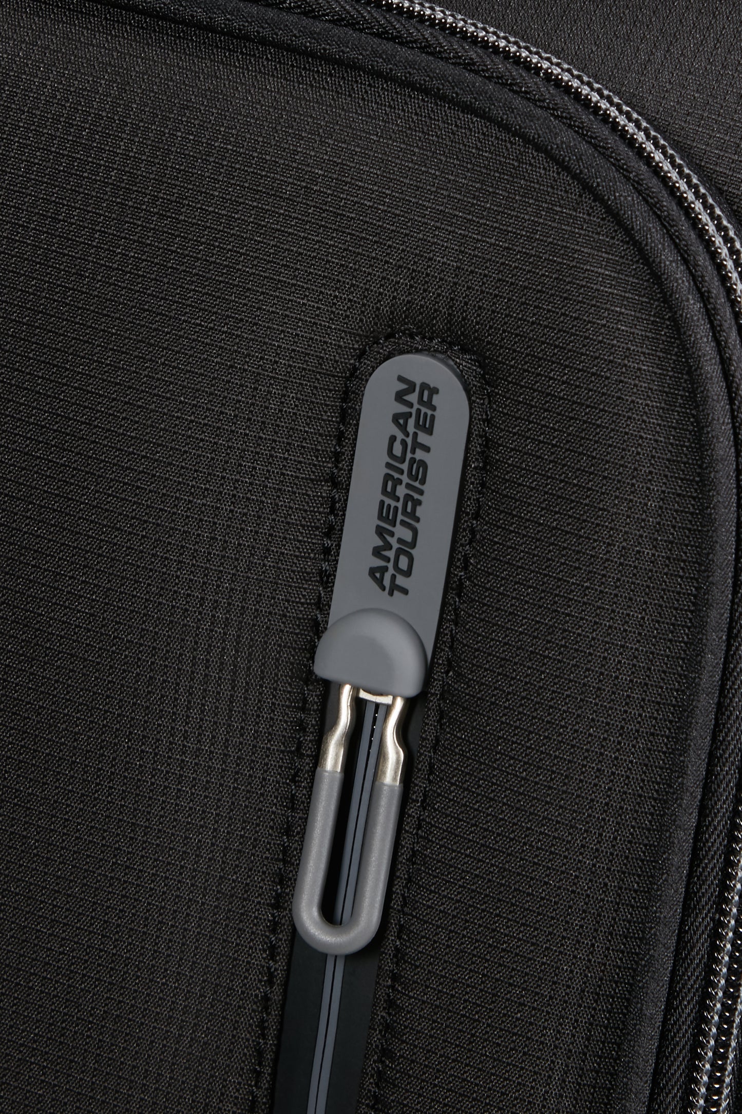American Tourister  CLOUDRIDER underseater  jet black