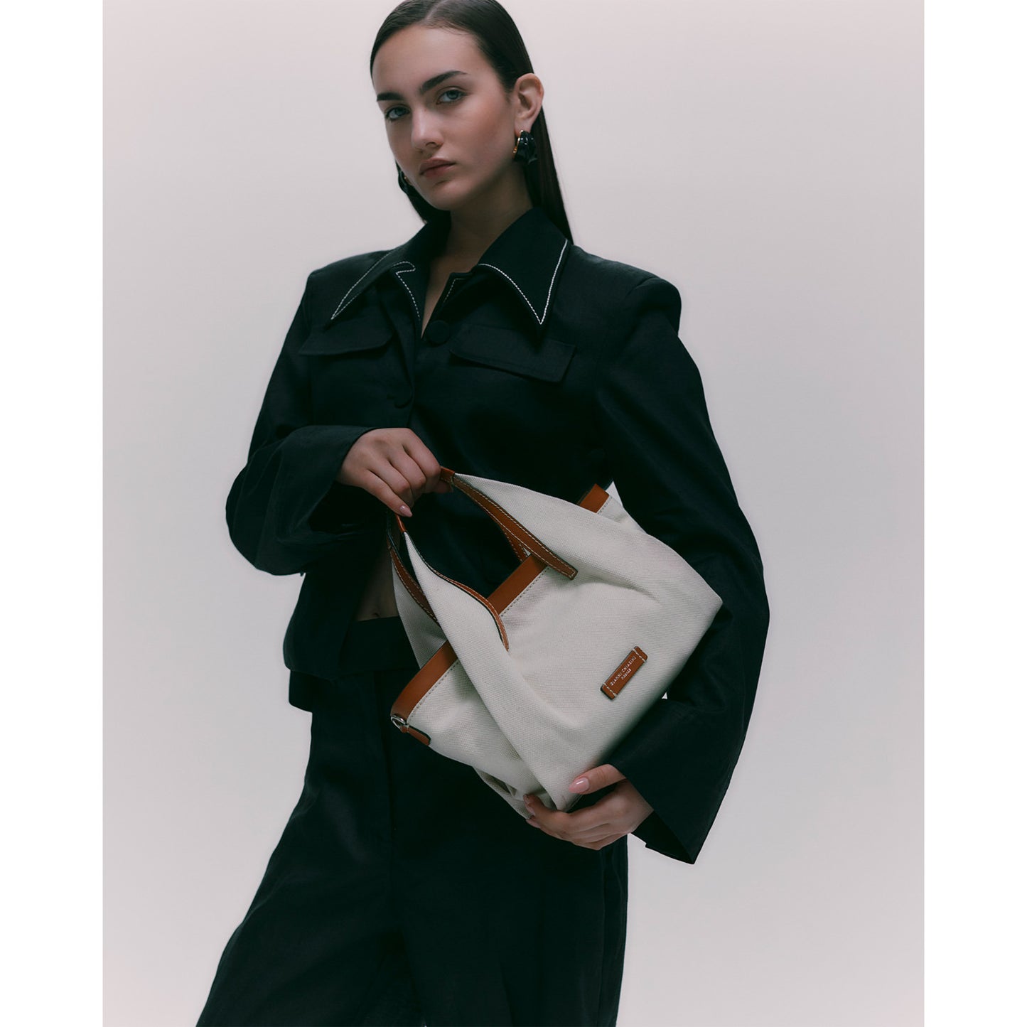 Gianni Chiarini   Giulia  BS11295  13954 naturale