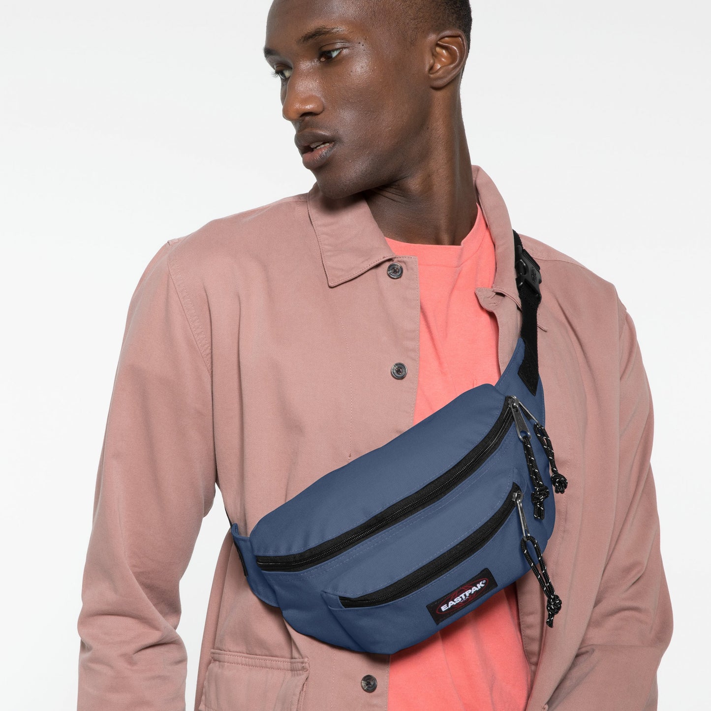 Eastpak Doggy Bag   powder pilot