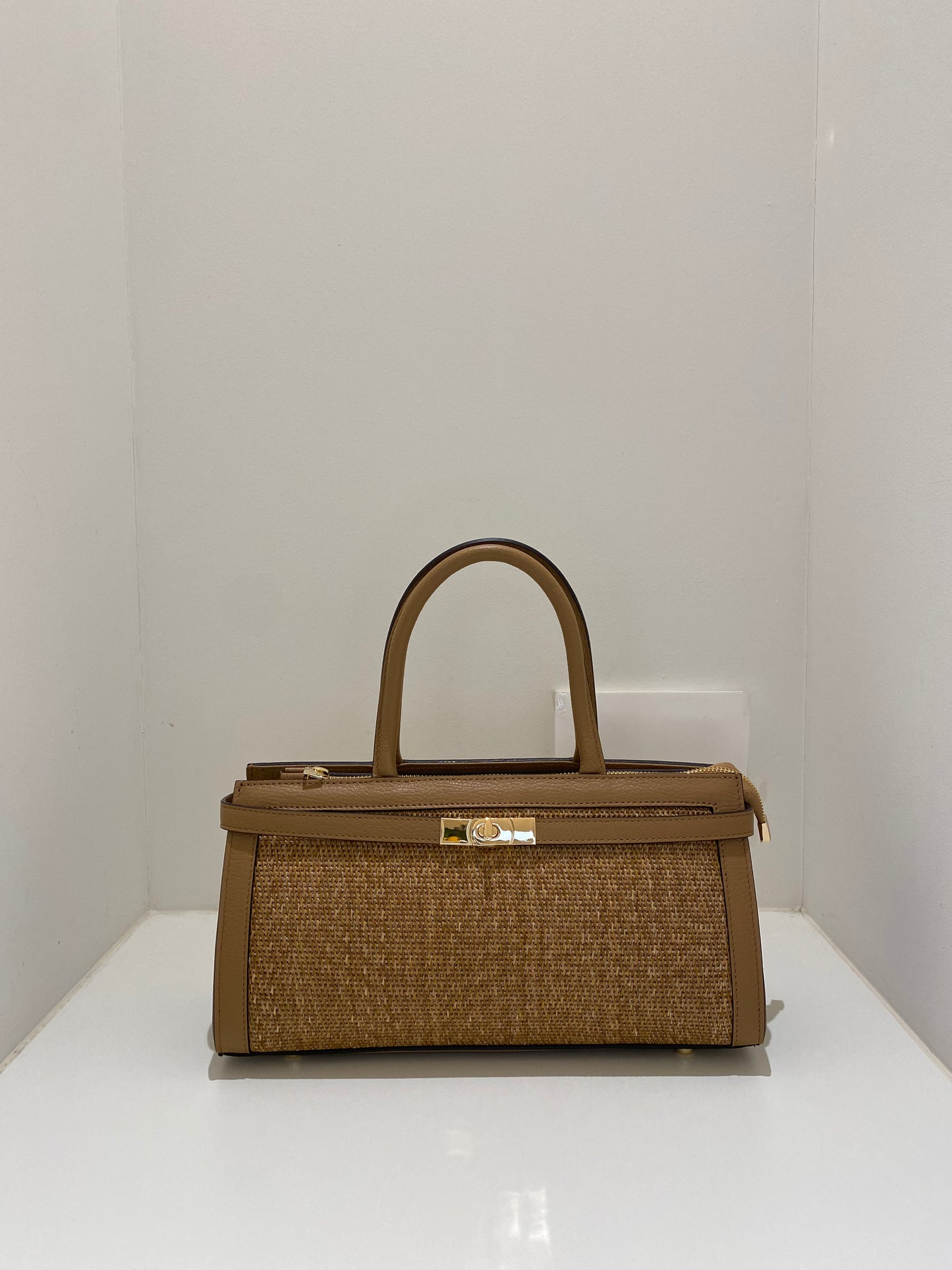 Gianni Notaro 257  cuoio (cognac)
