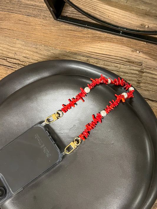 Folie à Trois  korte telefoonketting Shell Whisper  red