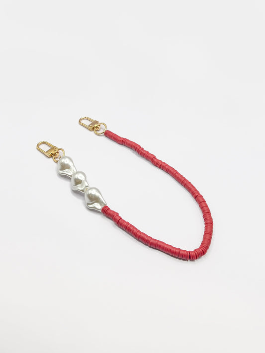 Folie à Trois  korte telefoonketting Melody  burgundy