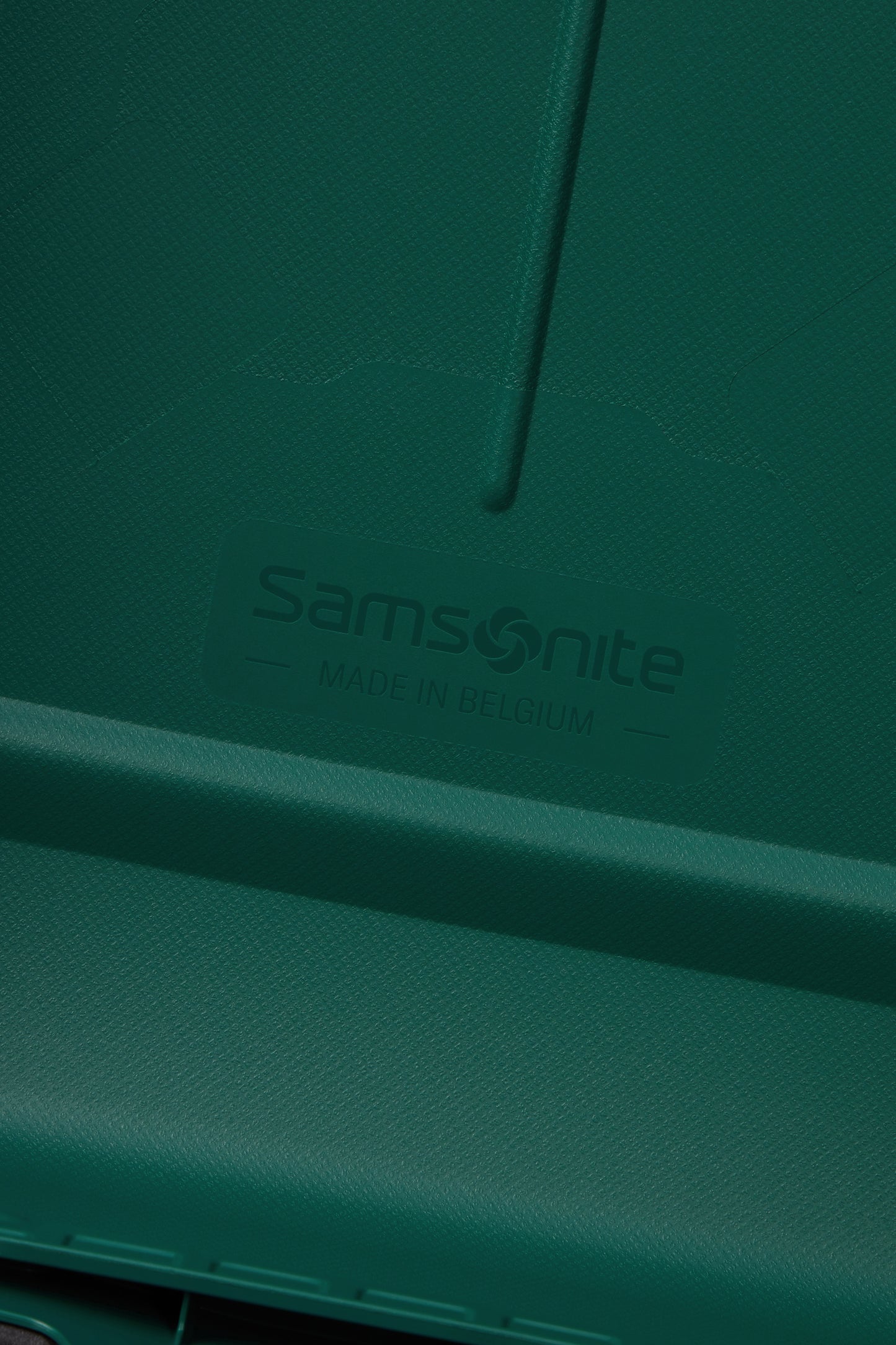 Samsonite ESSENS  spinner 55  Alpine Green