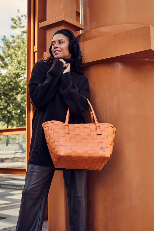 Handed By - Paris - 123 pumpkin orange
