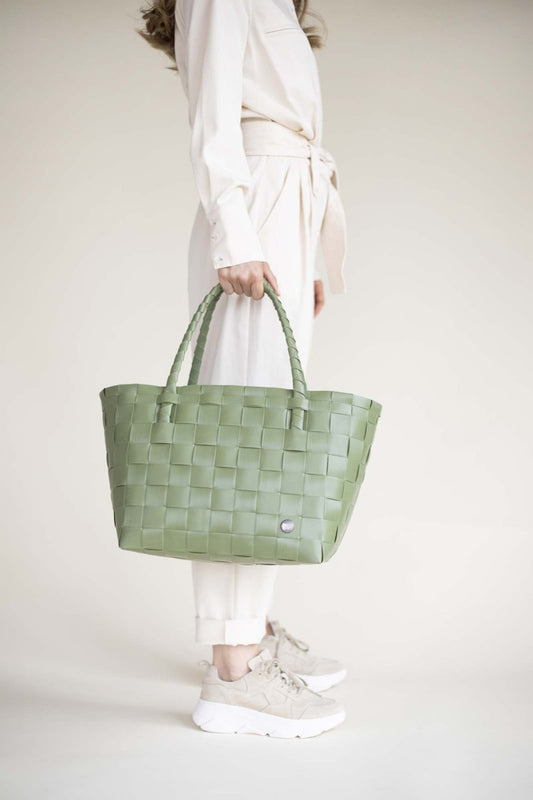 Handed By - Paris -  51 moss green