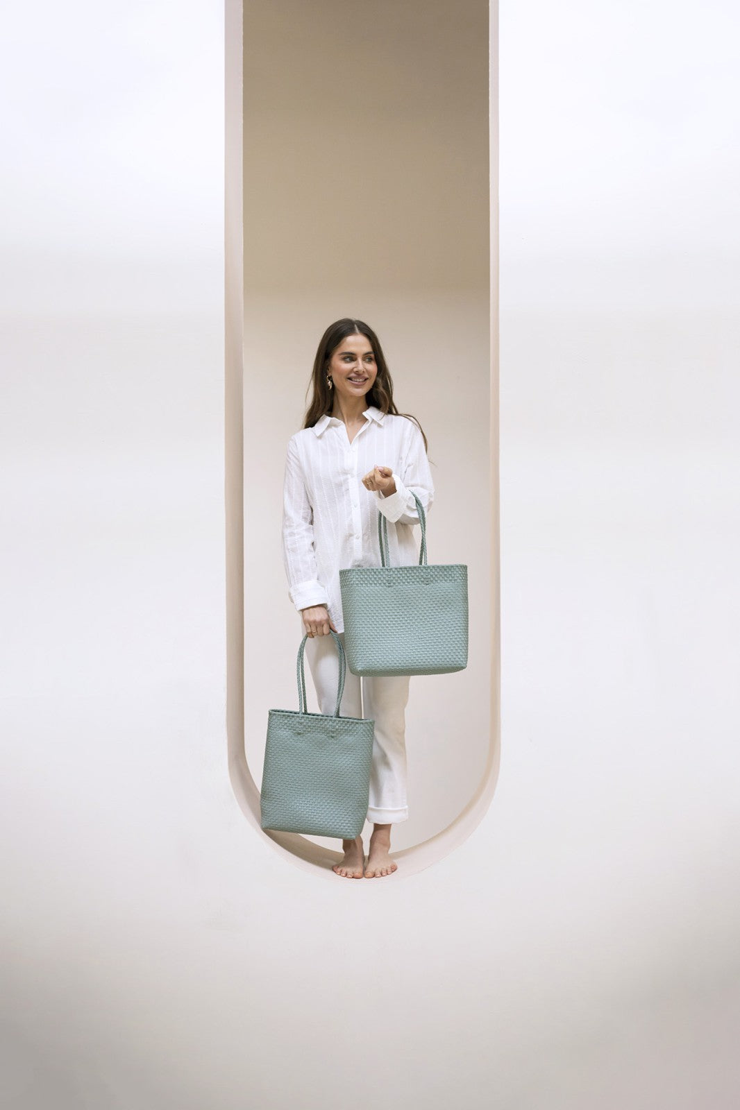 Handed By - SOLO tall shopper - 77 - sage green