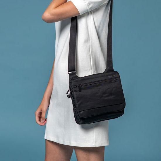 Hedgren  HIC37 Sputnik  003 black