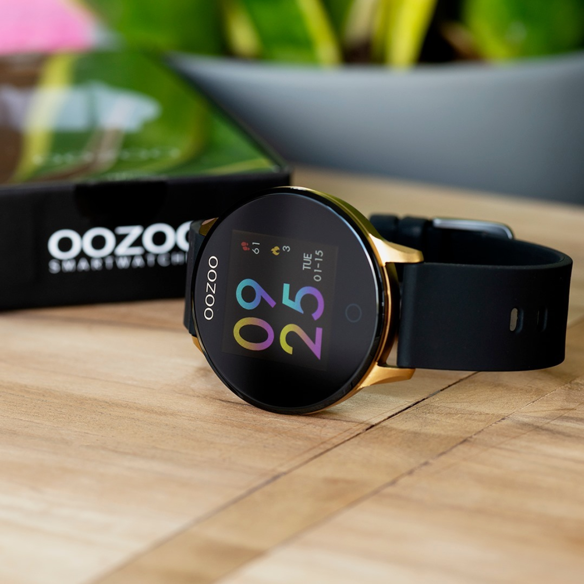 Oozoo Smartwatch  Q00120 black-gold